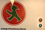 Ampelmännchen zu kaufen in einem Berliner Geschäft