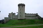 von auen nicht so prchtig: das Warwick Castle