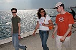 Ioannis, Olympia und Matthias an der Promenade von Thessaloniki