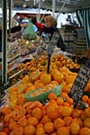 Obststand auf dem Hansemarkt in Dortmund