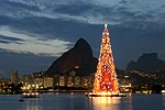Weihnachtsbaum auf dem Lagoa Rodrigo de Freitas